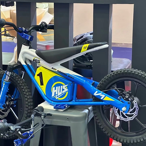 Hus kids bike